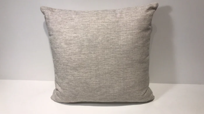 ALMOHADON 40X40 TELA JASPEADA CLARA en Blanco - Textiles, Uruguay | Champagne Home