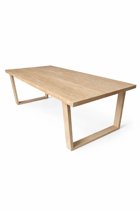 Mesa Comedor Kumala 180 - Color Unico en Multicolor - Sillones y sofás, Uruguay | Indian