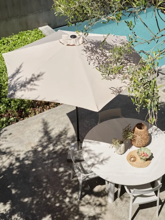 Sombrilla NAPPEDAM Ø250 beige en Beige - Muebles para el exterior, Uruguay | JYSK, vista 2