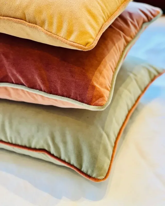 Almohadón Velvet - Textiles, Uruguay | Decilo con Alma, vista 4