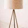 LAMPARA DE HIERRO GEOMETRICA - DORADA en Dorado - Lámparas de mesa, Uruguay | La Iberica, vista 1 de 5