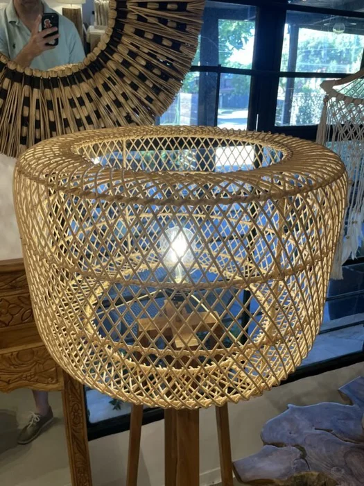 Lámpara de pie Amalia en Madera natural - Lámparas de pie, Uruguay | Balihai, vista 3