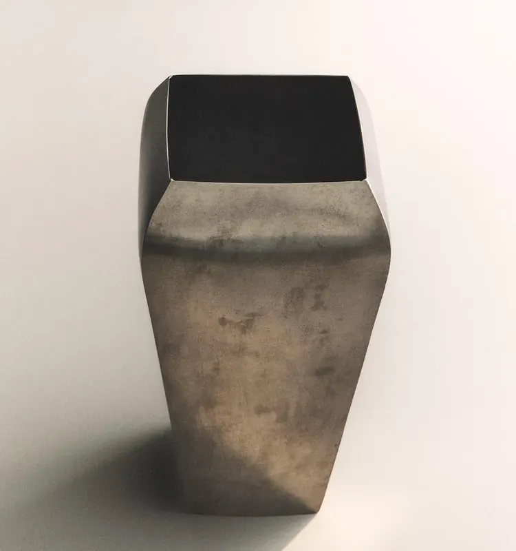 JARRÓN METAL ENVEJECIDO - Jarrones, Uruguay | Zara Home