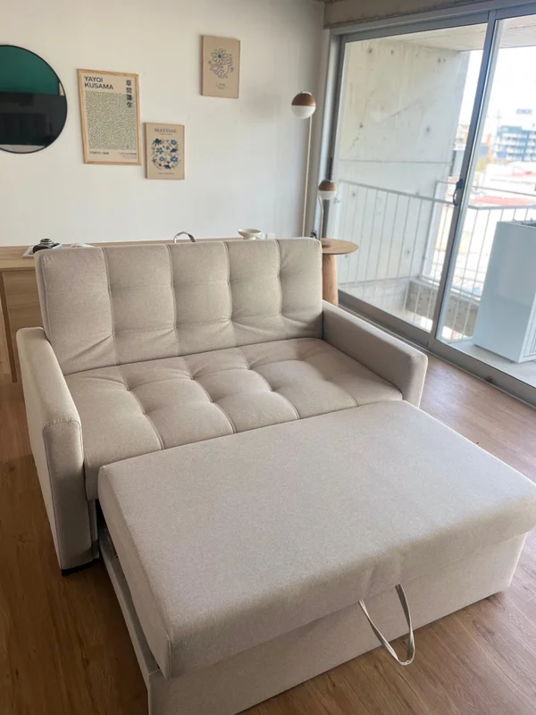 Sofá Cama Dallas 2 Cuerpos 150cm - Beige Aqua Block en Madera natural - Sillones y sofás, Uruguay | Berna Home, vista 4