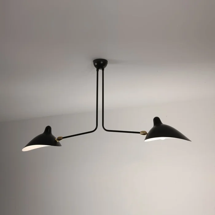 Plafonnier 2 Bras Fixes | Serge Mouille en Negro - Lámparas colgantes, Uruguay | Mad for Modern