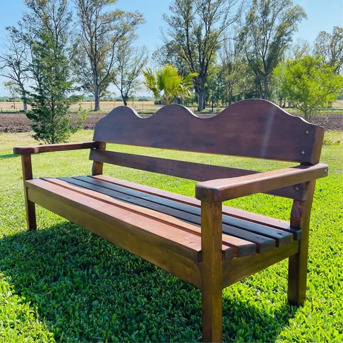 Sillón clásico 3 cuerpos — Serra Amoblamientos en Marrón - Muebles para el exterior, Uruguay | Serra Amoblamientos