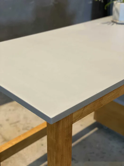 Escritorio GUMALA con cajonera - Escritorios y sillas de escritorio, Uruguay | Mezcla, vista 3