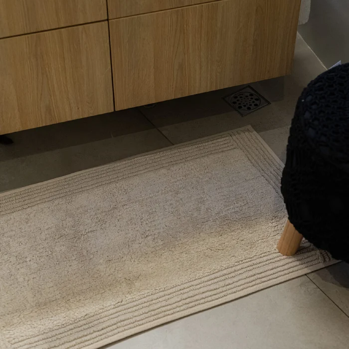 Alfombra de baño algodón 50x80cm - beige - Alfombras, Uruguay | Buho Store, vista 2