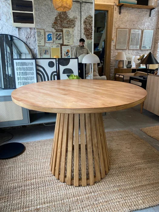 Mesa de Comedor Round 110 cm en Madera natural - Mesas de comedor, Uruguay | Berna home, vista 3