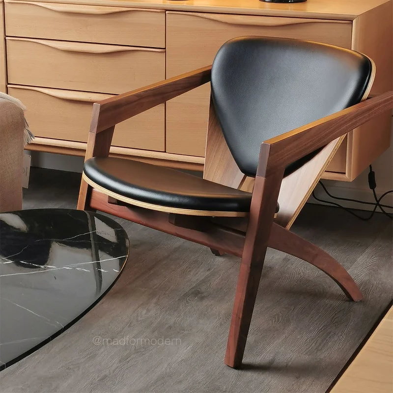 Butterfly Chair | Hans Wegner en Madera natural - Butacas, banquetas y puffs, Uruguay | Mad for Modern, vista 5