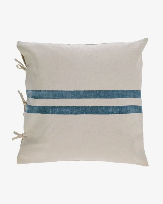 Almohadón Ziza 100% algodón - rayas gruesas azul y blanco 60 x 60 cm en Azul, Blanco - Textiles, Uruguay | Kavehome