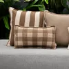 ALMOHADÓN RIO OUTDOOR CUADROS en Marrón - Textiles, Uruguay | Masinfinito Casa, vista 3 de 3