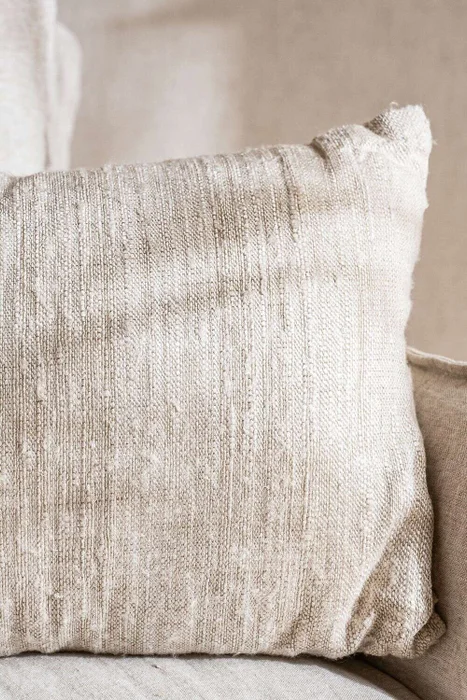 ALMOHADON TEXTURE - 35 X 80 CMS en Blanco - Textiles, Uruguay | La Iberica, vista 3