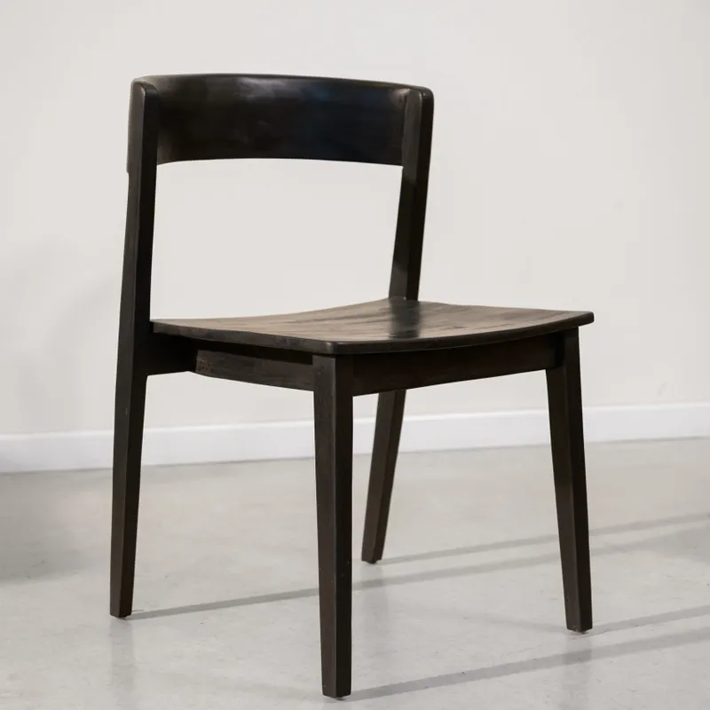Silla en madera teca color negro - Sillas, Uruguay | Entrecasa