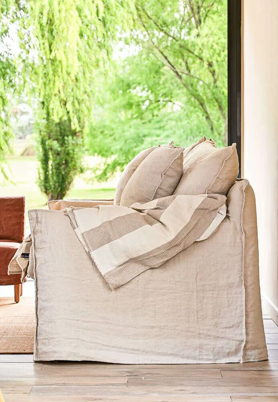 SILLON ALMA LINO BEIGE - 2.30 MTS en Beige - Sillones y sofás, Uruguay | La Iberica, vista 5