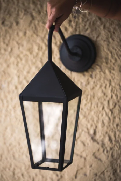 Farol Pablo - Zainas en Negro - Velas y Portavelas, Uruguay | Zainas
