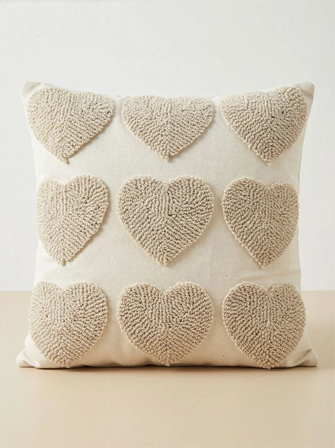 Almohadón Bordado Love en Beige - Textiles, Uruguay | Cabana, vista 2