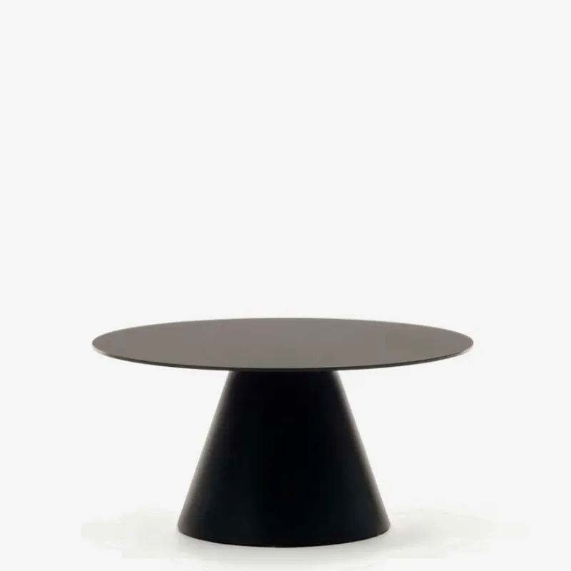 Mesa de centro Wilshire de cristal templado y metal con acabado pintado negro mate Ø 80 cm en Negro - Mesas de living, Uruguay | Kavehome