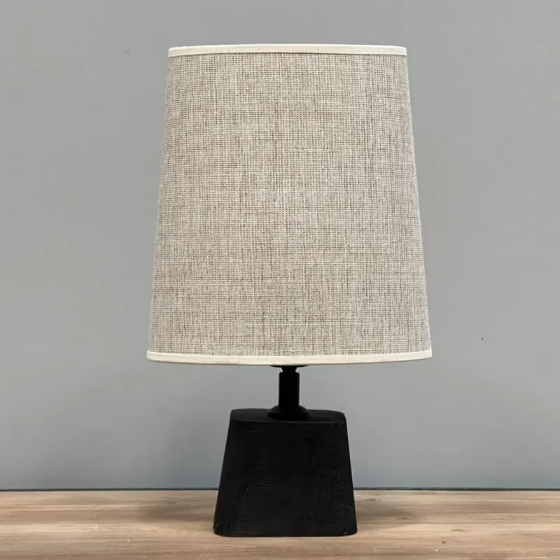 Lámpara Kardan Negra 19x9 en Blanco - Lámparas de mesa, Uruguay | Aihaus