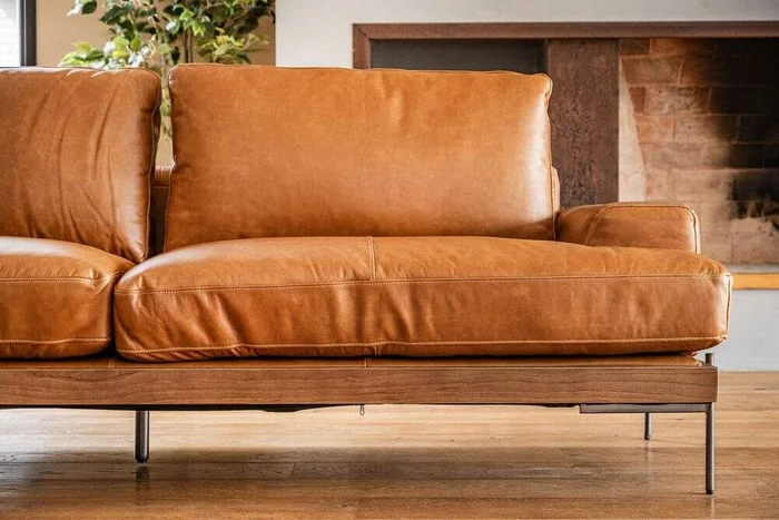 SILLON COSMOPOLITAN - CUERO ITALIANO CARAMELO en Marrón - Sillones y sofás, Uruguay | La Iberica, vista 17