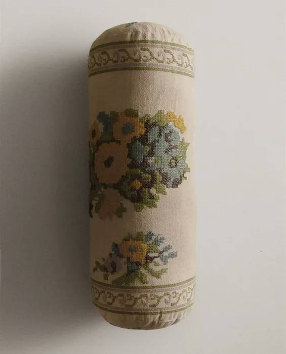 FUNDA COJÍN STITCH - Textiles, Uruguay | Zara Home