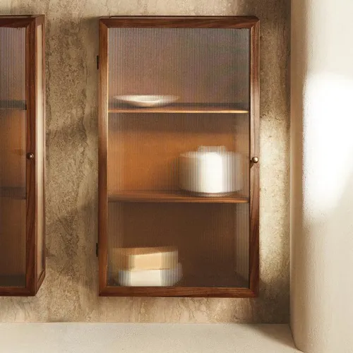MUEBLE ALMACENAJE PARED en Madera natural - Aparadores y recibidores, Uruguay | Zara Home