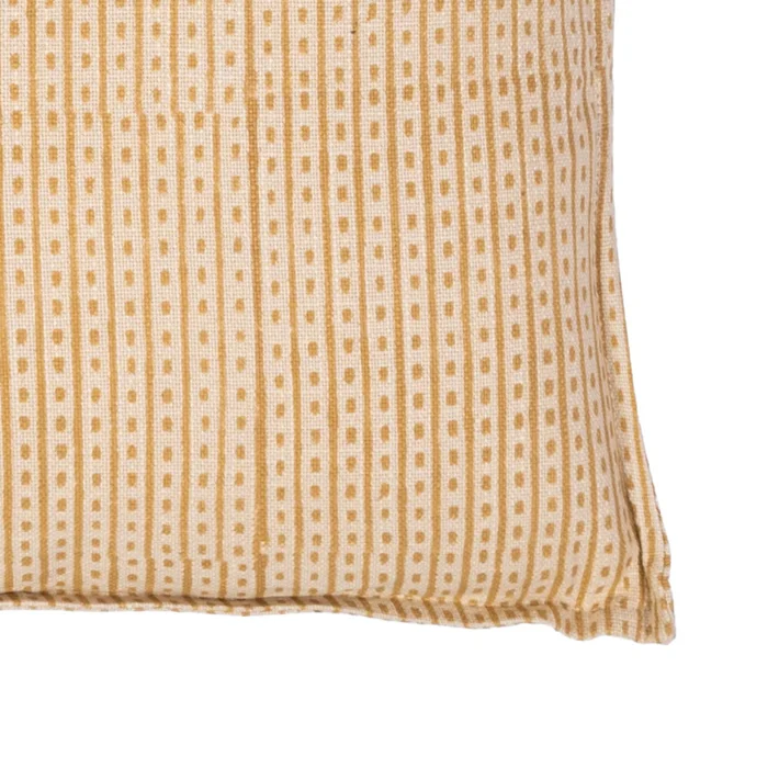 Almohadón Roda 45*45 Algodon Beige/taupe en Amarillo - Textiles, Uruguay | Divino, vista 2