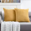 ALMOHADON VELVET 40x40CM BEIGE en Beige - Textiles, Uruguay | Decohogar, vista 3 de 3