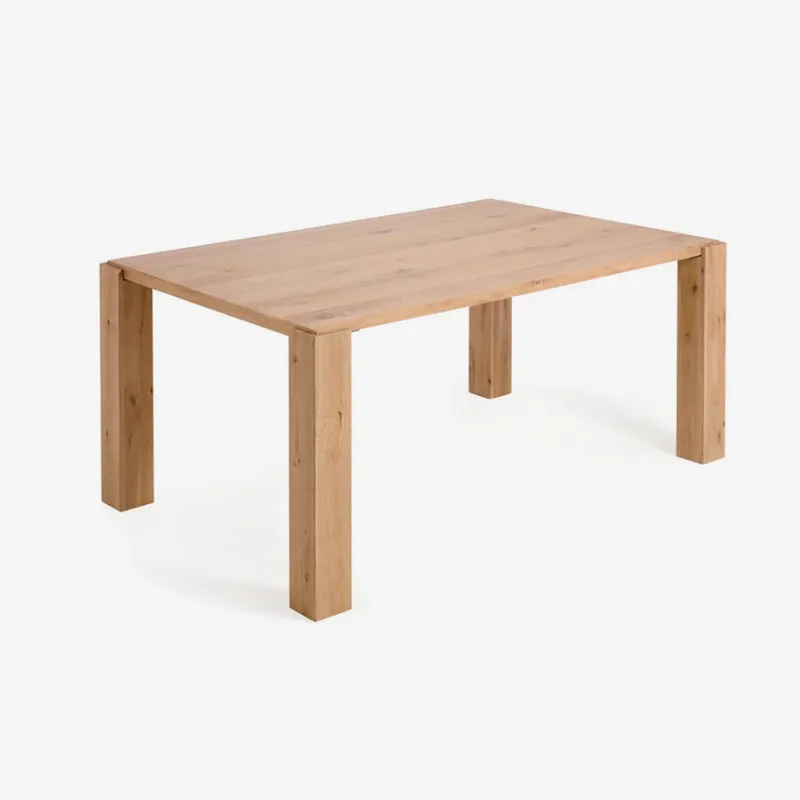 Mesa Deyanira de chapa de roble y patas de madera maciza de roble 160 x 90 cm en Madera natural - Mesas de comedor, Uruguay | Kavehome