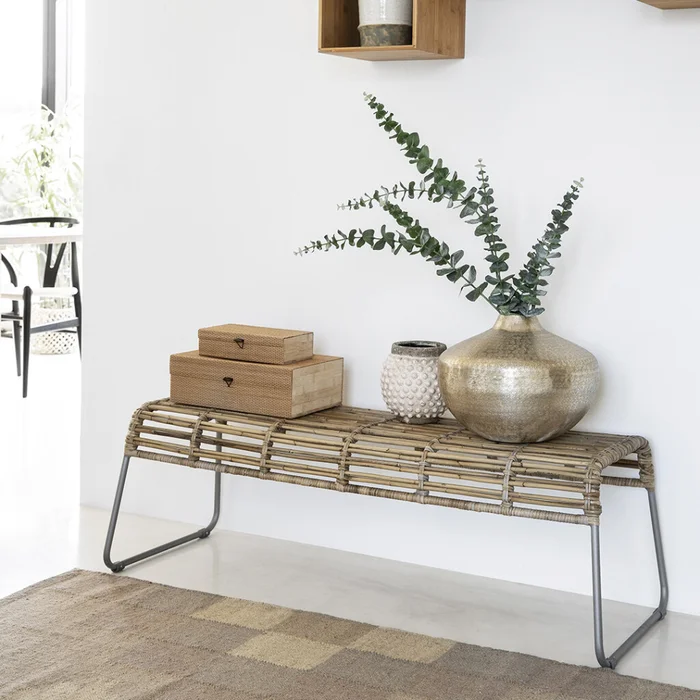 Banco Lara en Madera natural - Sillas, Uruguay | Walnut