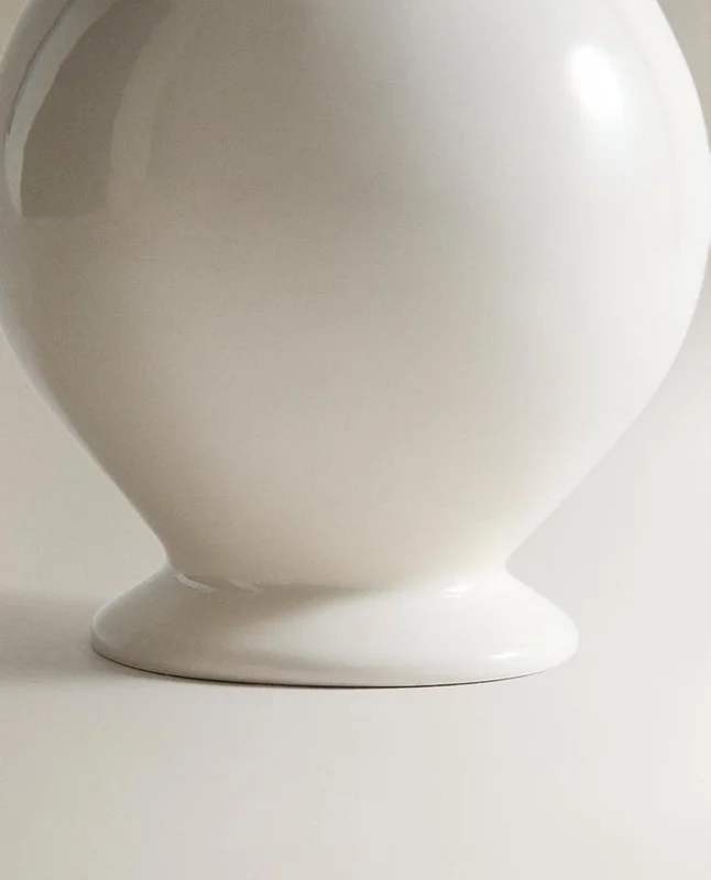 JARRA DECORATIVA CERÁMICA CREMA en Blanco - Jarrones, Uruguay | Zara Home, vista 5