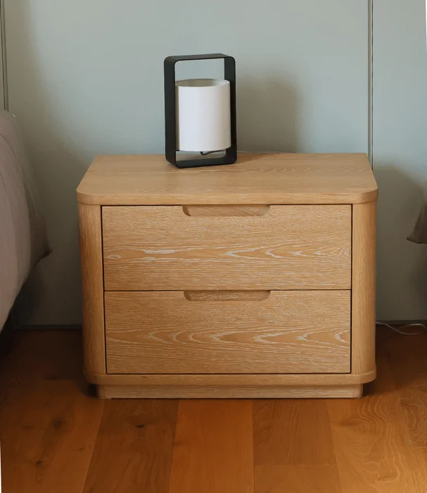 MESA DE LUZ BAKERS BEA  en Madera natural - Mesas de luz, Uruguay | Masinfinito Casa, vista 3