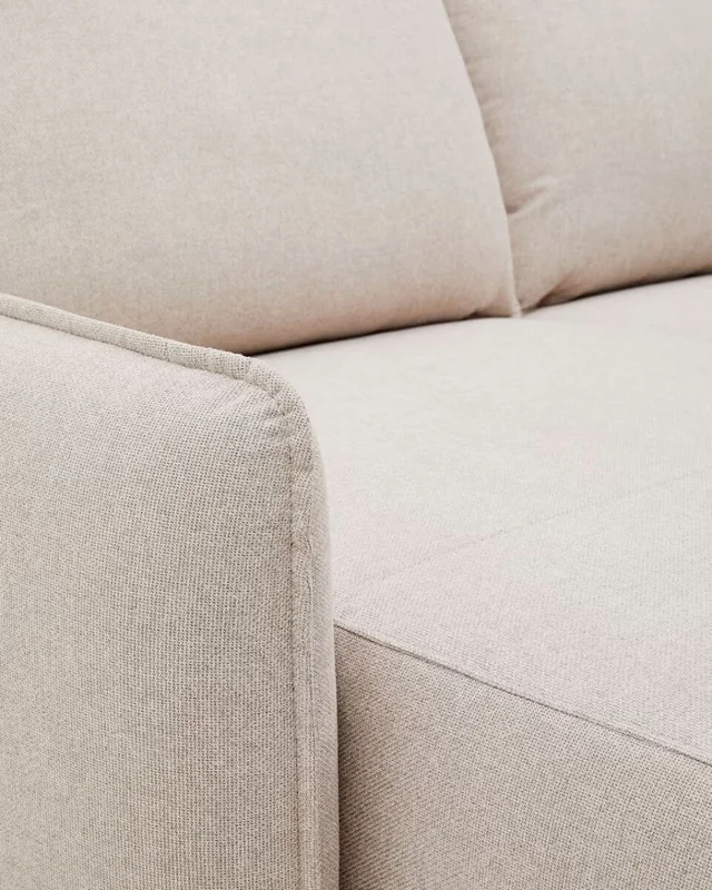 Sofá Carlota 3 plazas con chaise longue derecho/izquierdo beige 262 cm en Beige - Sillones y sofás, Uruguay | Kavehome, vista 4