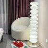 Lámpara Totem en Off-white - Iluminación, Uruguay | CB Studio, vista 8 de 9
