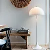 Panthella Floor Lamp | Verner Panton - Lámparas de pie, Uruguay | Mad for Modern, vista 1 de 3