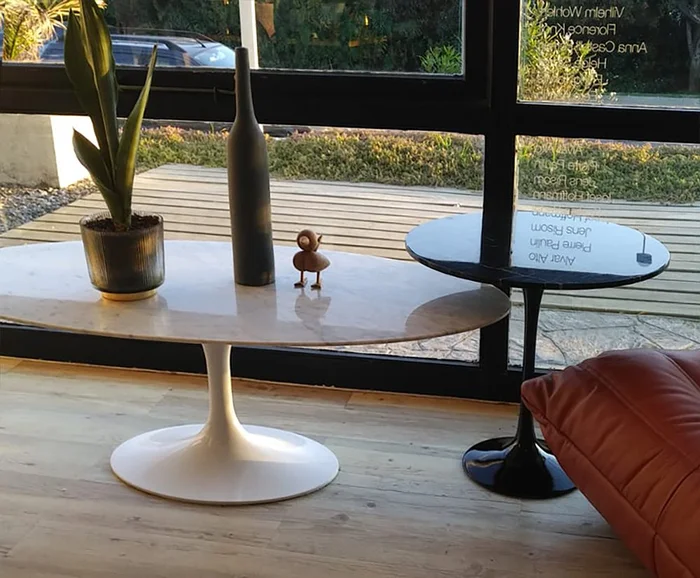 Tulip Side Table | Eero Saarinen en Madera natural - Mesas de arrimo, Uruguay | Mad for Modern, vista 6