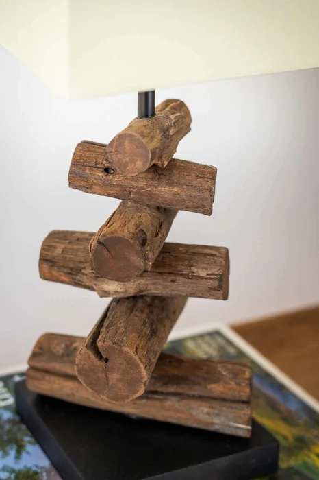 LAMPARA CRUZ en Madera natural - Lámparas de mesa, Uruguay | La Iberica, vista 6