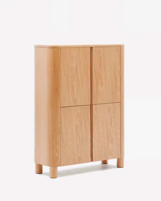 Aparador alto Salaya de madera contrachapada de fresno FSC Mix Credit 100 x 134 cm en Marrón - Aparadores y recibidores, Uruguay | Kavehome