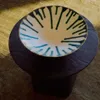 Centro de mesa Olmera de cerámica beige y verde Ø 36,5 cm en Beige - Jarrones, Uruguay | Kavehome, vista 2 de 7