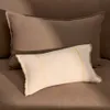 Almohadón Lidore de lino beige con rayas a contraste amarillo 30 x 50 cm en Beige - Textiles, Uruguay | Kavehome, vista 2 de 4