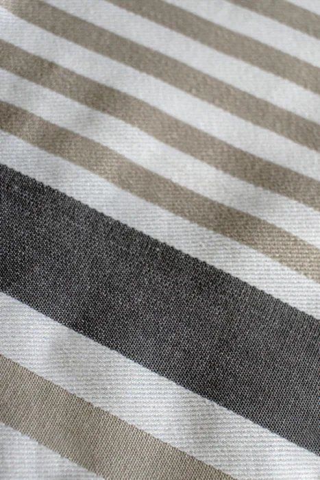 INDIVIDUAL RAYAS CRUDO Y BLANCO CON LINEA GRIS 35X50 en Multicolor - Textiles, Uruguay | Sentido Jose Ignacio, vista 3