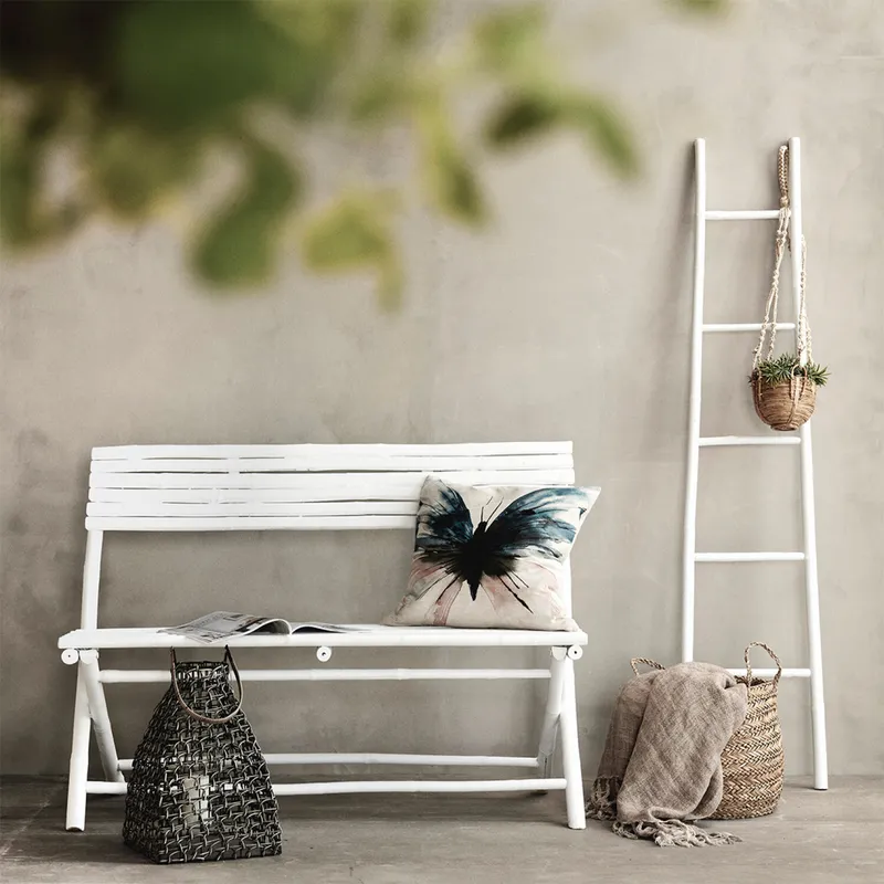 Escalera Mandisa - Blanca en Blanco - Decoración de pared, Uruguay | Walnut