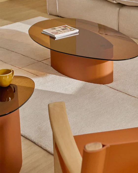 Mesa de centro Olir de vidrio templado y acero marrón 140 x 80 cm en Marrón - Mesas de living, Uruguay | Kavehome, vista 2
