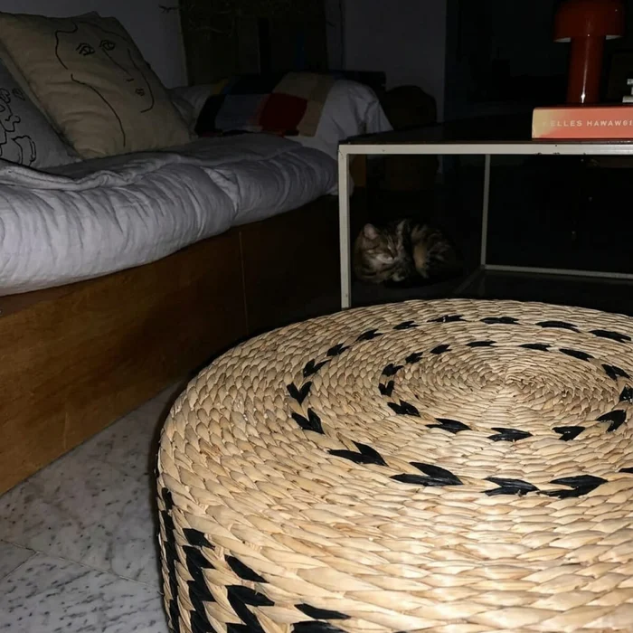 Puff almohadón de piso de ratán 10 cm - Butacas, banquetas y puffs, Uruguay | Buho Store, vista 2