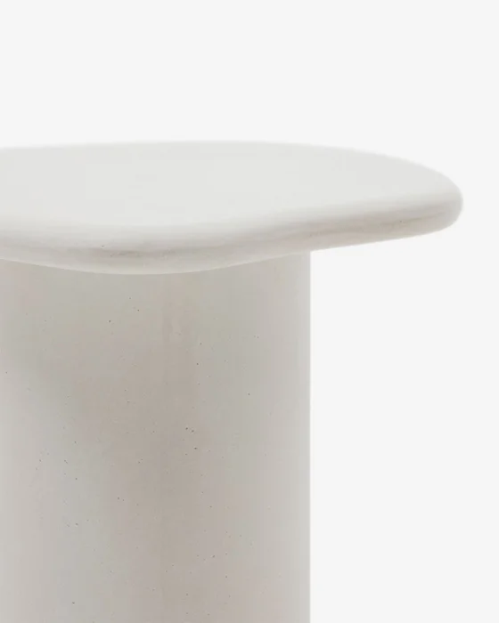 Mesa auxiliar Macarella - de cemento blanco 48 x 47 cm en Blanco - Mesas de arrimo, Uruguay | Kavehome, vista 4