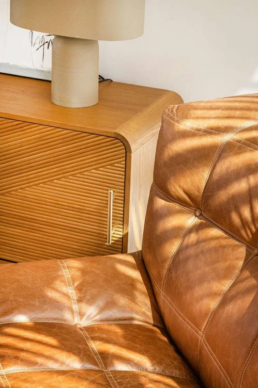 BUTACA COLUMBIA - CUERO ITALIANO CARAMELO en Marrón - Sillones y sofás, Uruguay | La Iberica, vista 34
