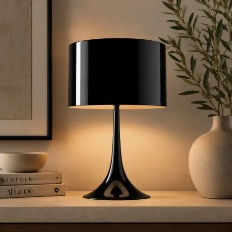 Lámpara De Mesa Spun en Negro - Lámparas de mesa, Uruguay | Aihaus