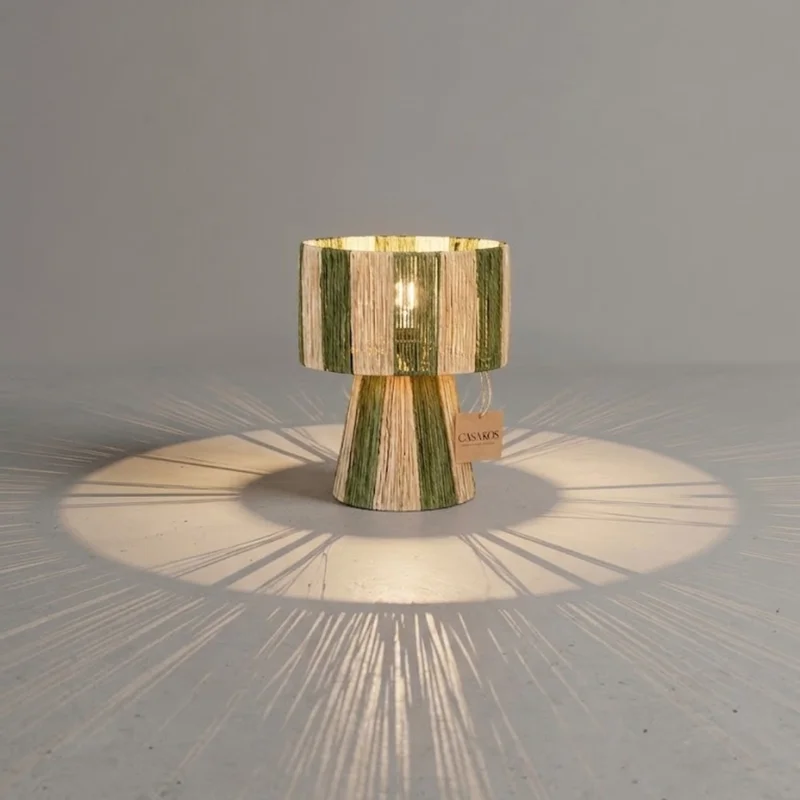 Lámpara de Mesa Noble en Multicolor - Lámparas de mesa, Uruguay | Casakos, vista 3