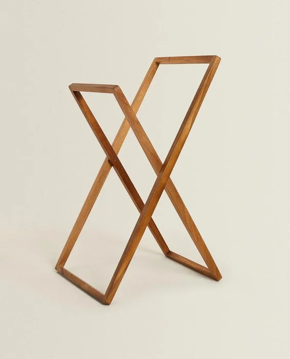 TOALLERO MADERA ACACIA en Madera natural - Cómodas, Uruguay | Zara Home, vista 2