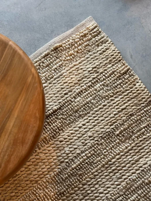 ALFOMBRA ESPIGA YUTE MARFIL en Off-white - Textiles, Uruguay | Masinfinito Casa